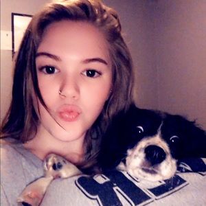 Meet your Posher, Emilee